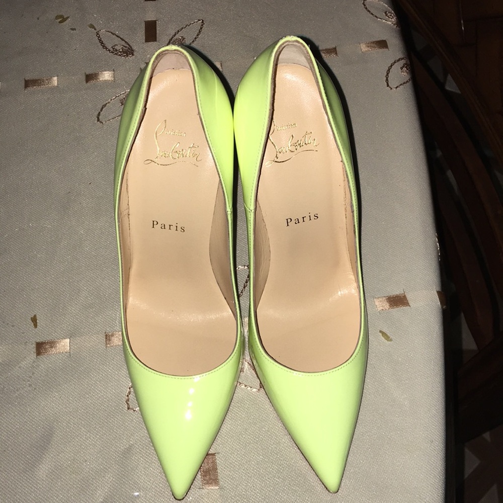 Christian Louboutin SIZE 7.5 - Picture 1 of 8